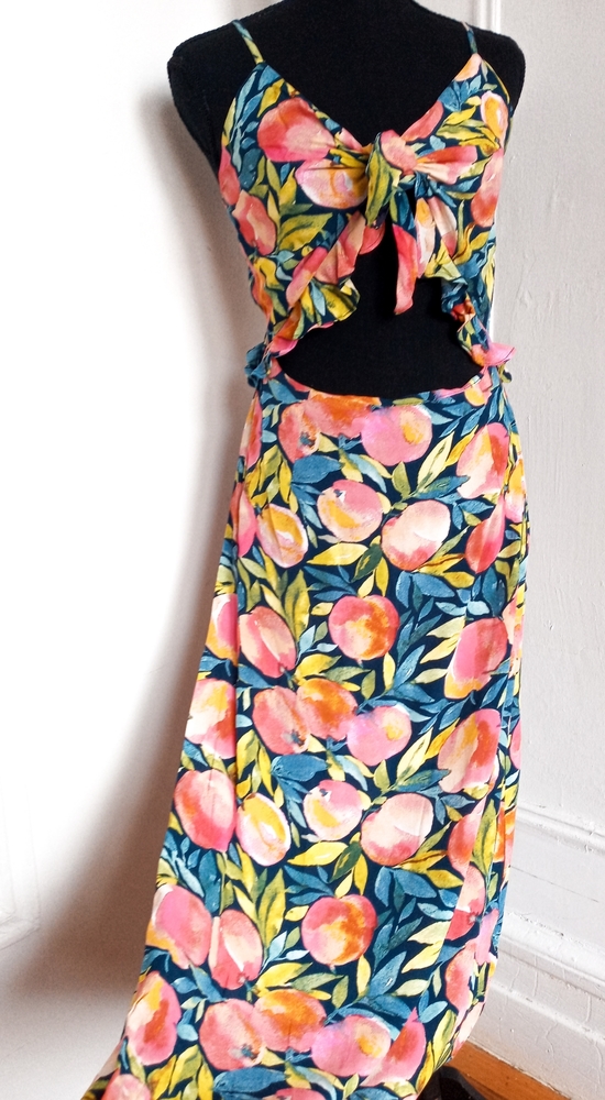 🍑 NWOT Dress Forum Peaches Front Tie Ruffle Maxi